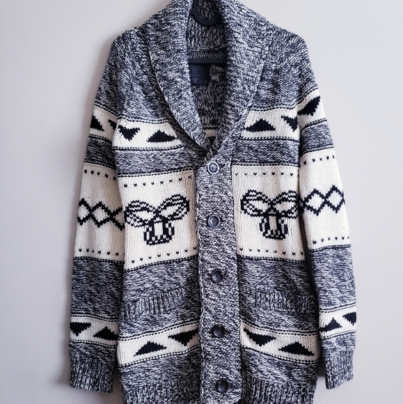 Aritzia Sweaters - TNA ARITZIA | Lambswool Button Front Sweater